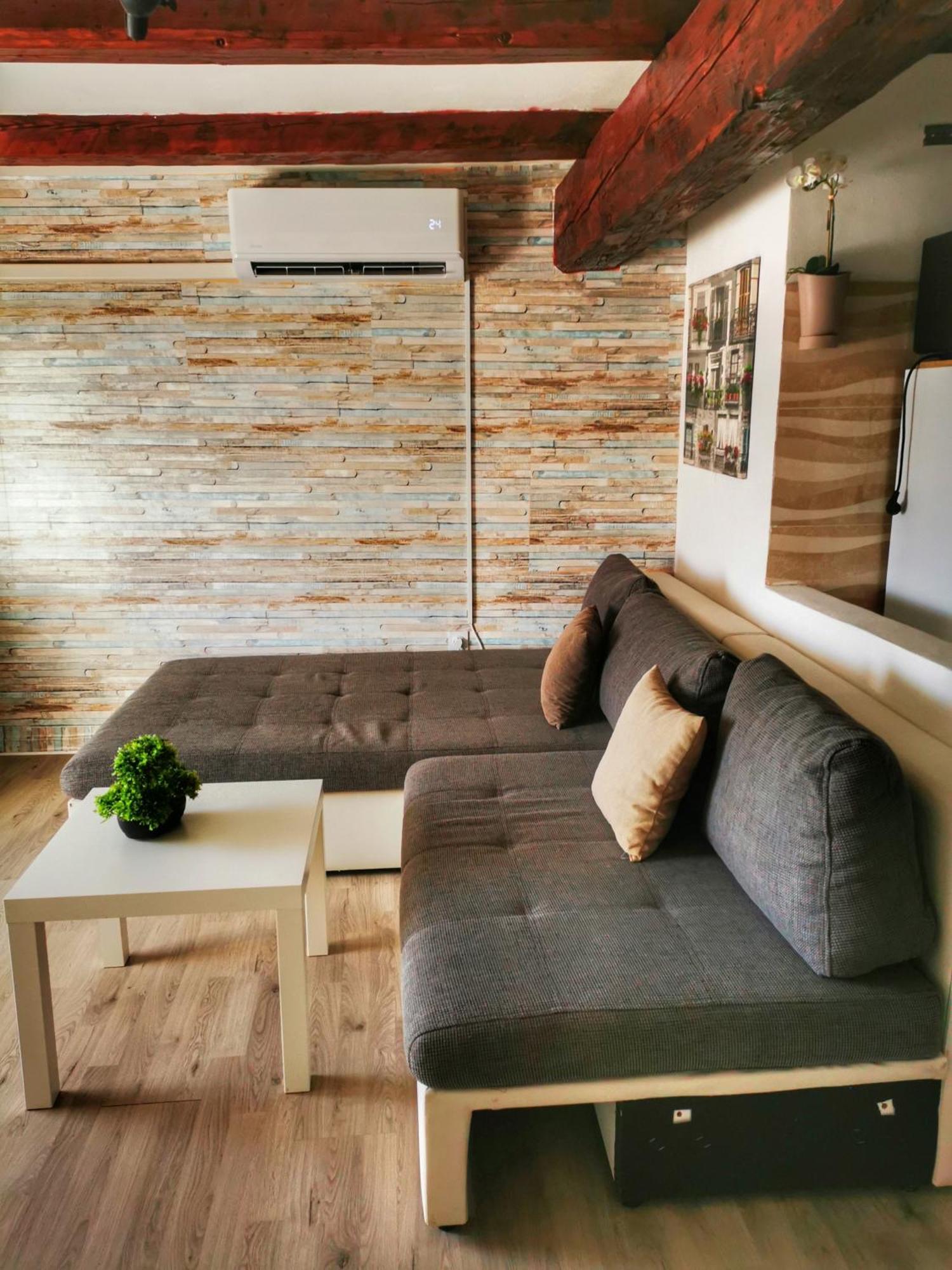 Attica Apartment Póla Kültér fotó
